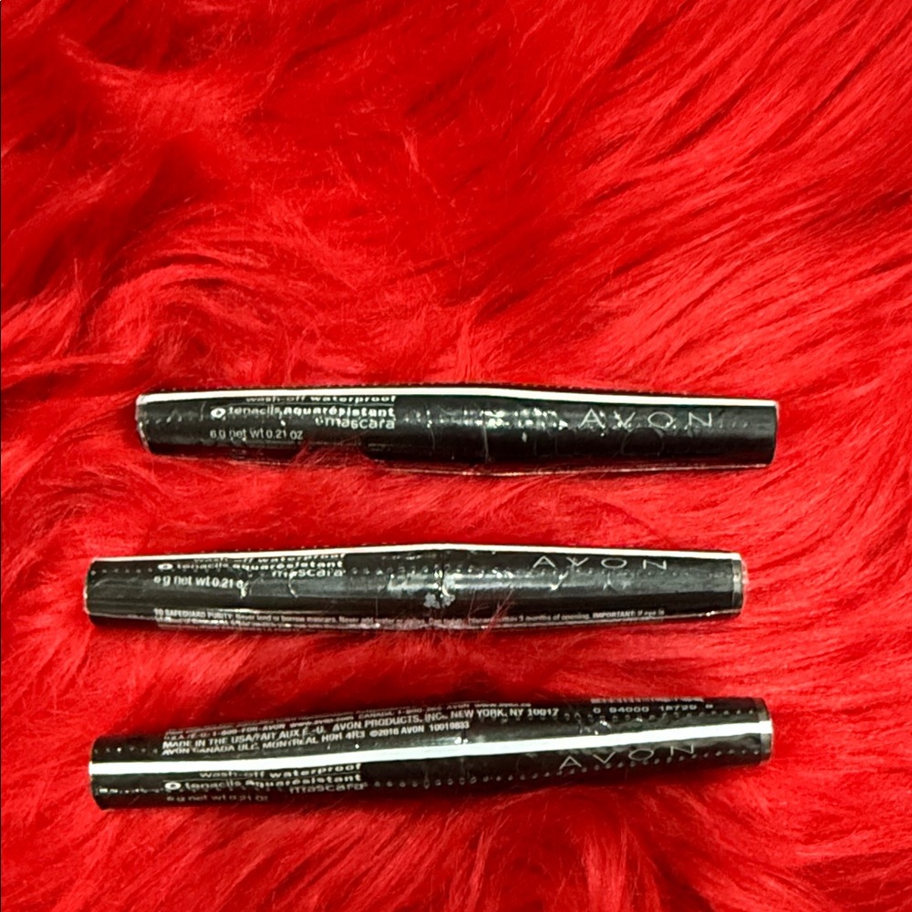 Avon Bold Black Mascara Set